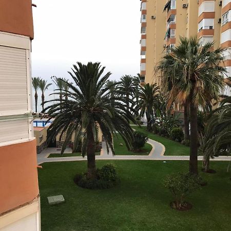 Apartamentos Centro Internacional Algarrobo-Costa Esterno foto